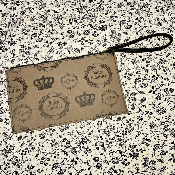 Juicy Couture Wristlet - Picture 2 of 5